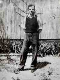 Sqn Ldr W Lashbrook - Beine - Apr 43 (Lundy family) copy