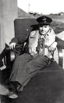 T Clark Bradwell Bay ready for night flying test summer 43 488 nz sqn