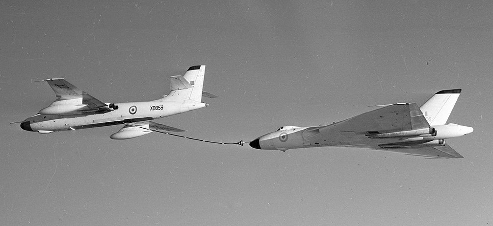 Valiant of 214 Sqn &amp; Vulcan of 617 - 1960 - pre-Oz copy